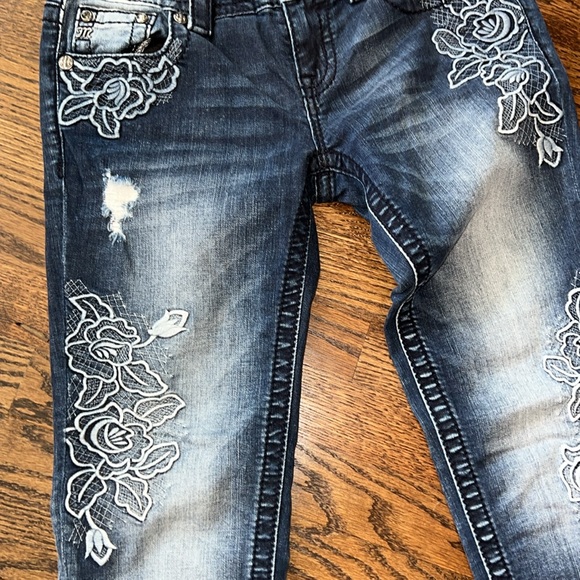 Miss Me Floral Embroidered Signature Skinny Ankle Jeans Style E7767AK2A - Picture 9 of 12